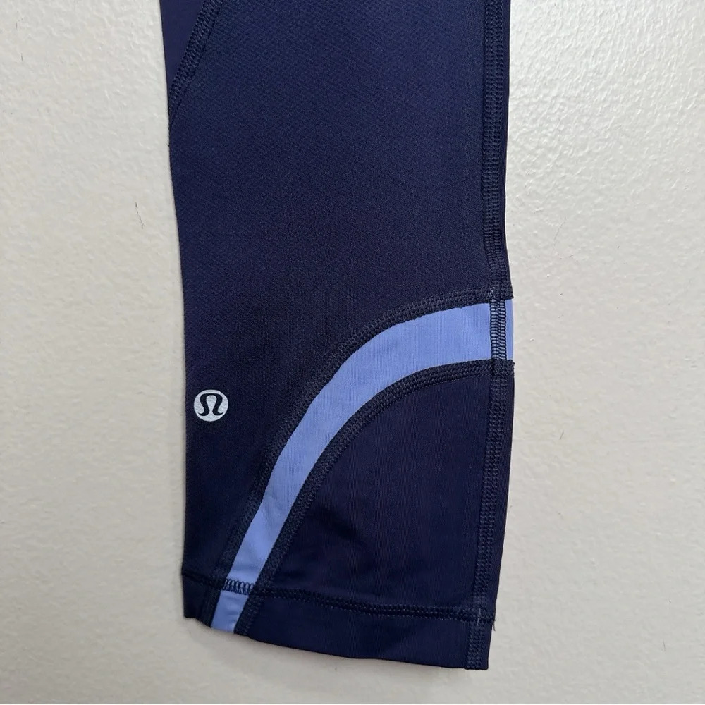 Lululemon Womens 4 Run Inspire Crop II Cadet Blue Lullaby - Picture 13 of 14